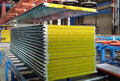 Stikla vilnas ugunsdroša dēlis